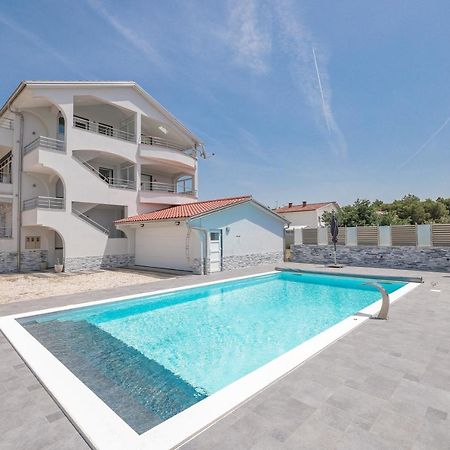 Apartments Nicola With Private Pool 比比涅 外观 照片