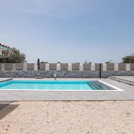 Apartments Nicola With Private Pool 比比涅 外观 照片