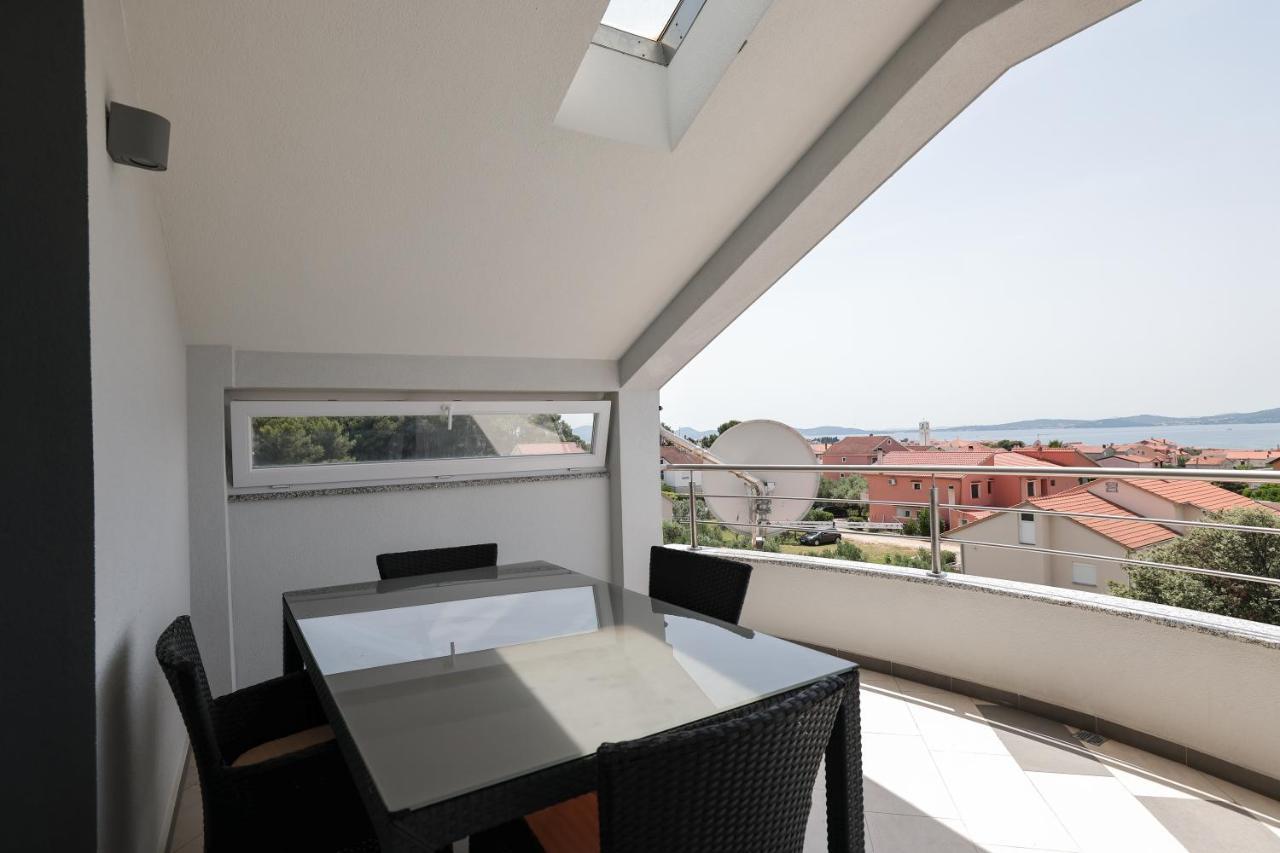 Apartments Nicola With Private Pool 比比涅 外观 照片